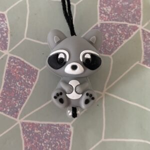 Collier à mâcher raton-laveur